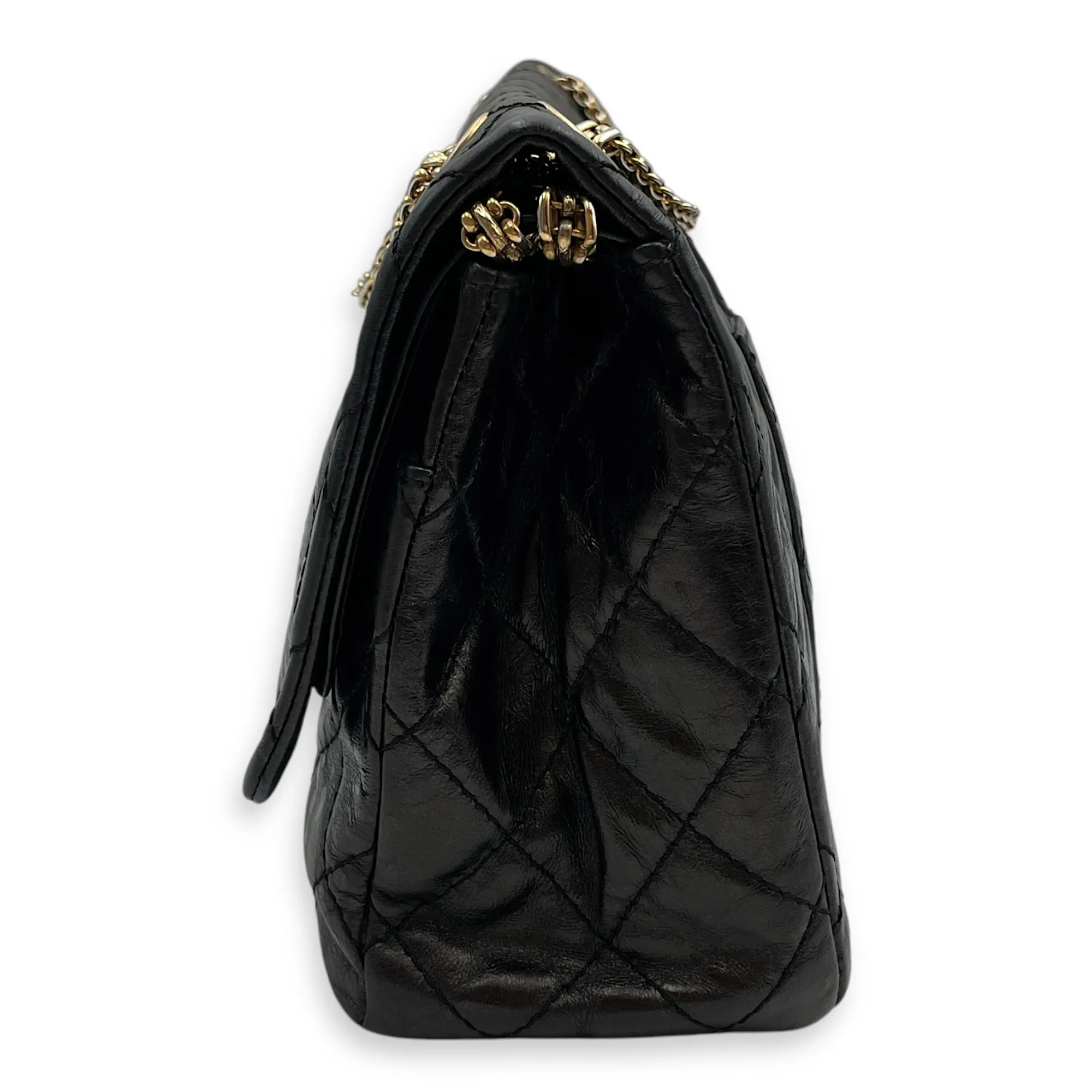 2.55 Reissue (31cm) Black Shoulder Bag in Distressed Leather, Gold hardware