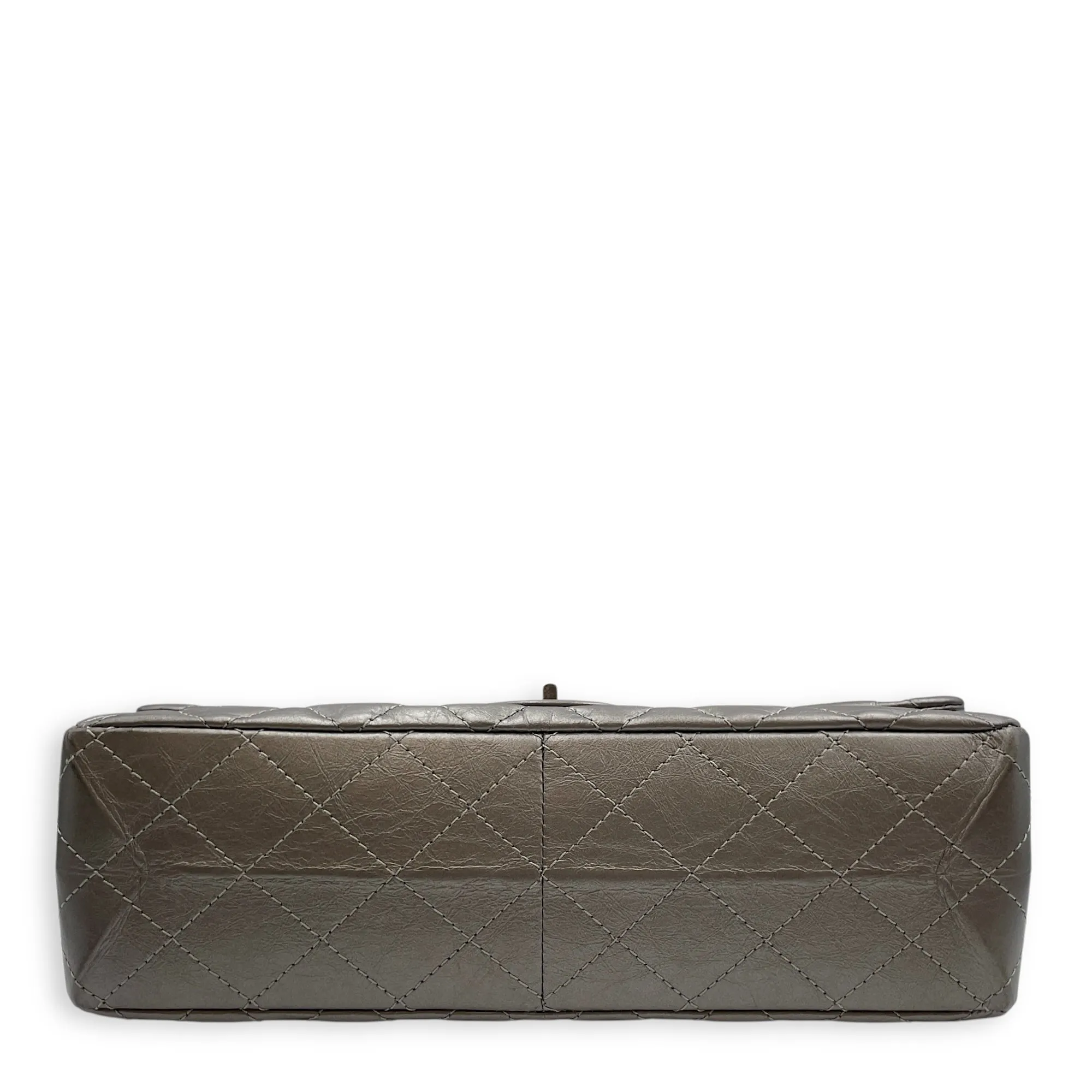 2.55 Reissue Silver Shoulder Bag in Distressed Leather, Ruthenium hardware
