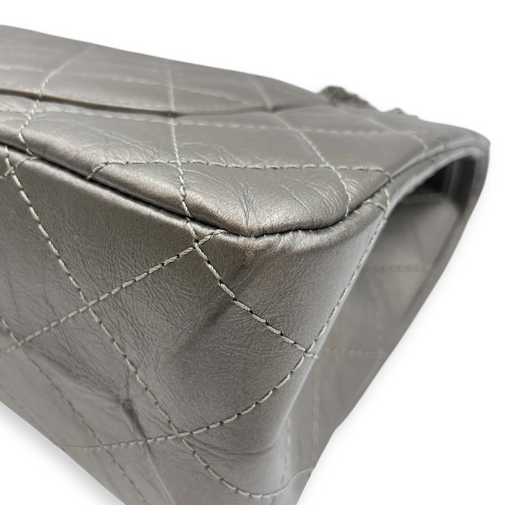 2.55 Reissue Silver Shoulder Bag in Distressed Leather, Ruthenium hardware