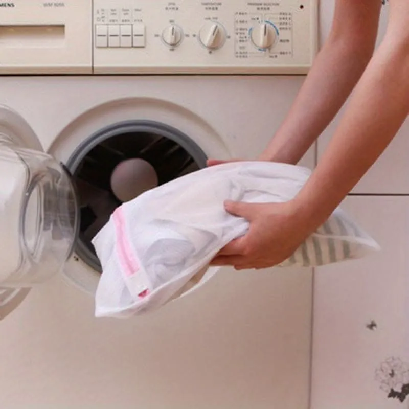4-Pack Premium Laundry Mesh Bags with Zippers