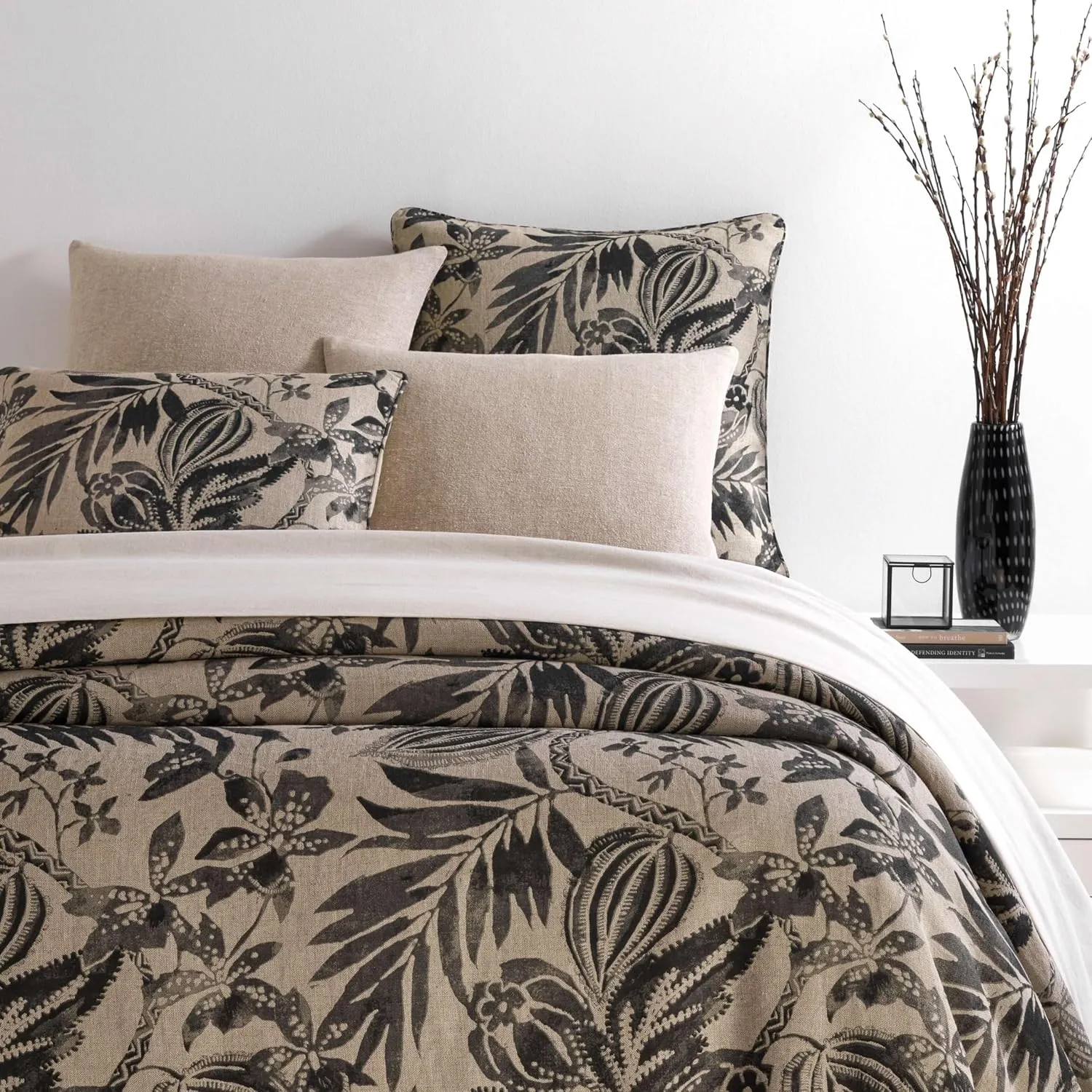 Antigua Linen Black Duvet Cover, King Size, Black Floral Pattern