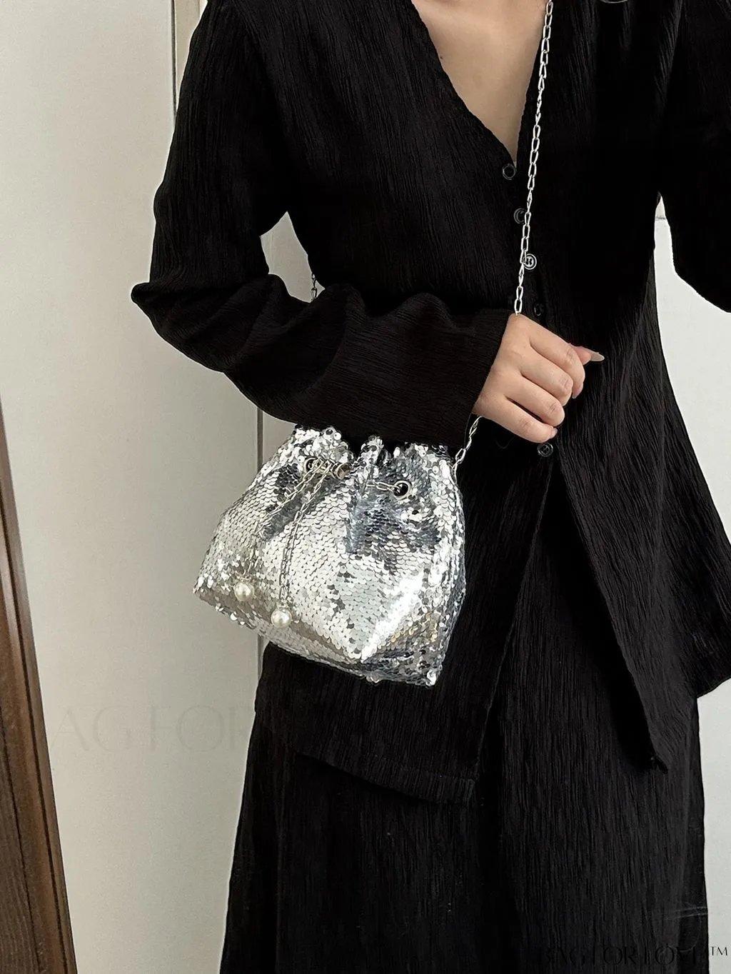 BagForLove - Chic Glitter Chain Mini Crossbody Bag with Drawstring - Solid Color