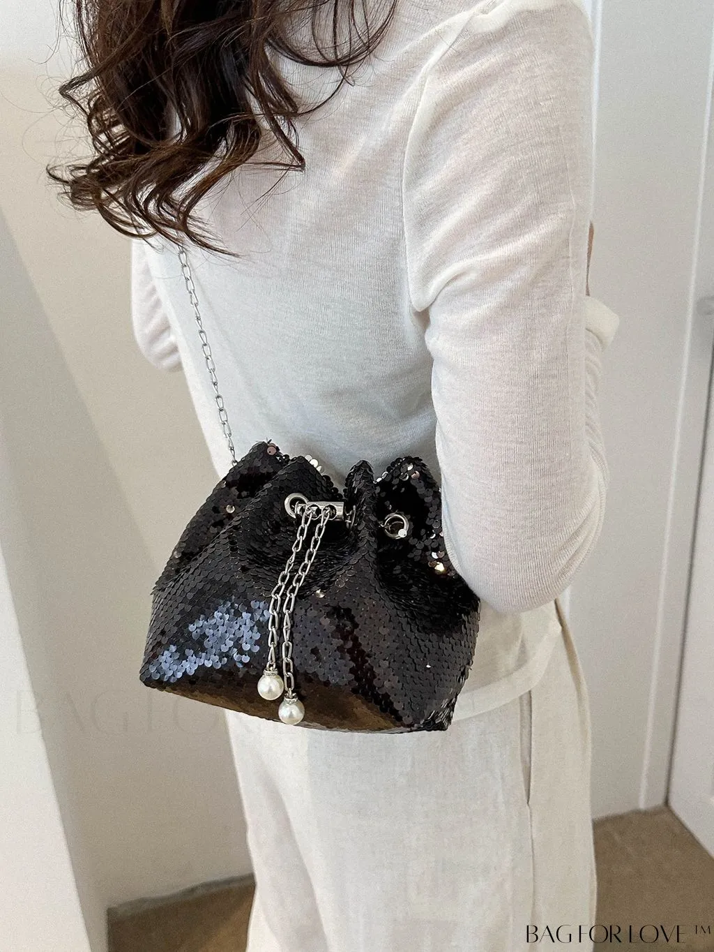 BagForLove - Chic Glitter Chain Mini Crossbody Bag with Drawstring - Solid Color