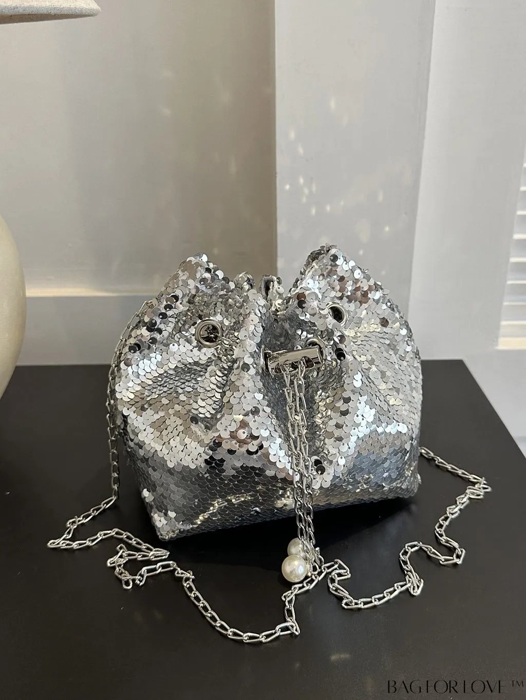 BagForLove - Chic Glitter Chain Mini Crossbody Bag with Drawstring - Solid Color