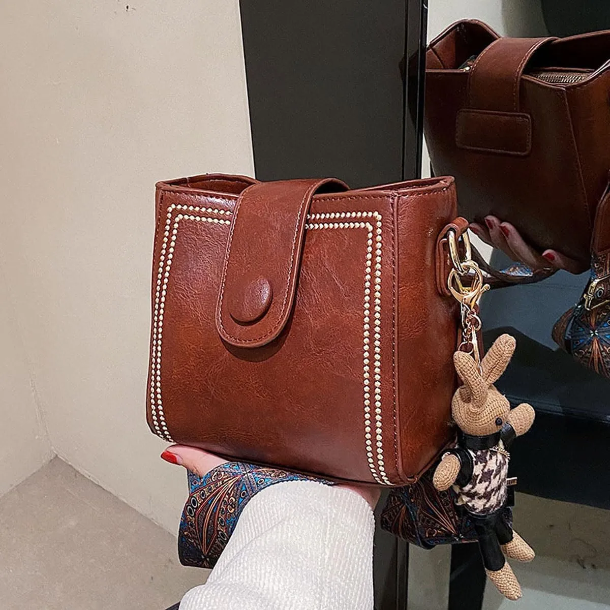 Bootara Bucket Bag,Vintage Crossbody Bag With Adjustable Wider Shoulder Strap,Bootara Women's Vintage Bunny Charm Bucket Bags