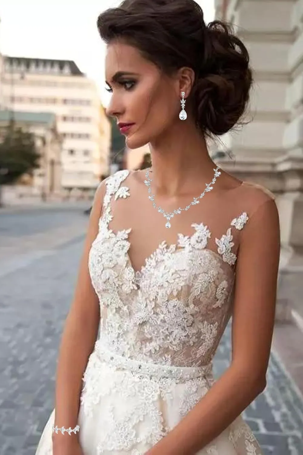 Bridal Wedding Elegant Floral Jewelry Set for Women/Brides/Bridesmaids Crystal Jewelry Set for Wedding Prom Party Bridal Crystal Necklace Earrings Bracelet Set