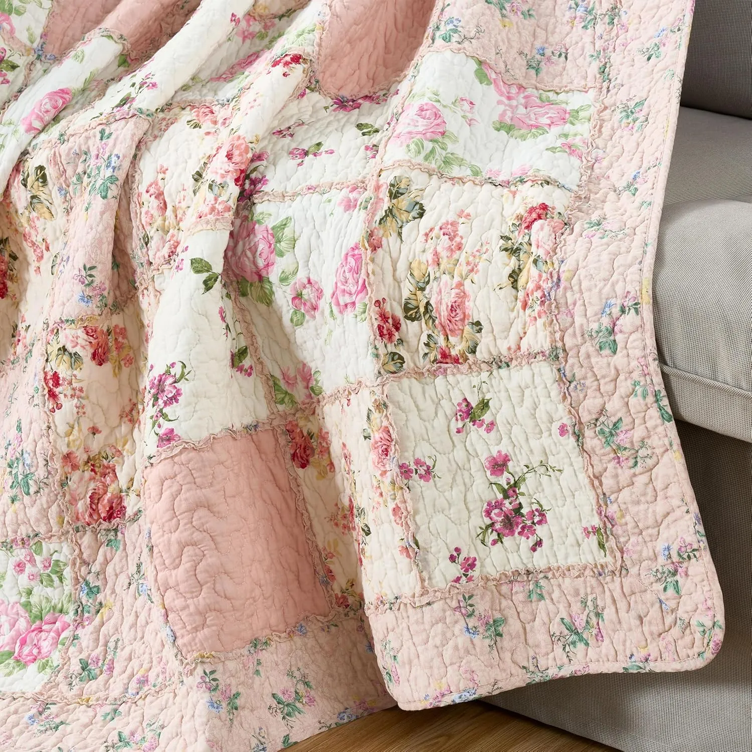 Chezmoi Collection Abbi 1-Piece Garden Floral Pink Shabby Chic Throw Pre-Washed Cotton Ruffle Trim Patchwork Throw Blanket