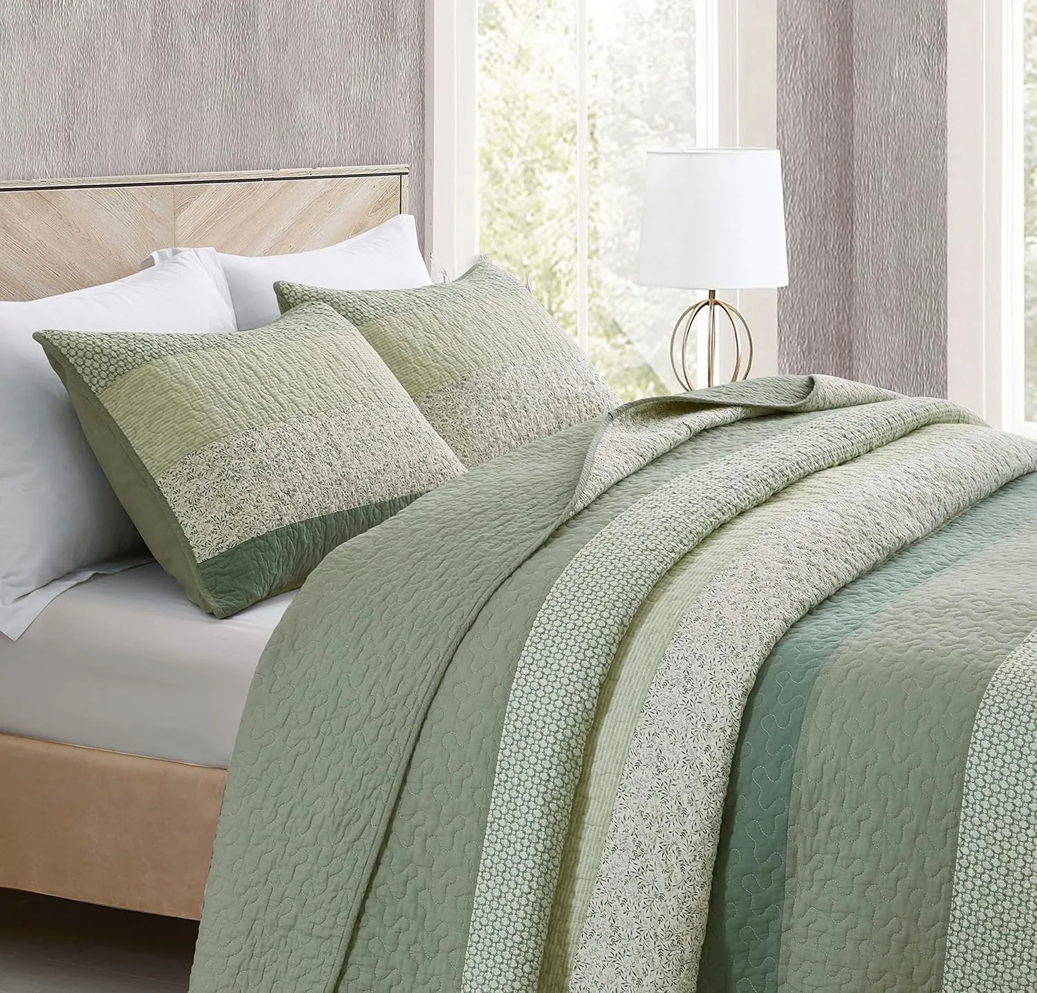 Chezmoi Collection Reed 3-Piece Chic Patchwork Striped Quilt Set - Green Floral Coverlet - Pre-Washed Cotton Lightweight Reversible Bedspread, Oversized King Size