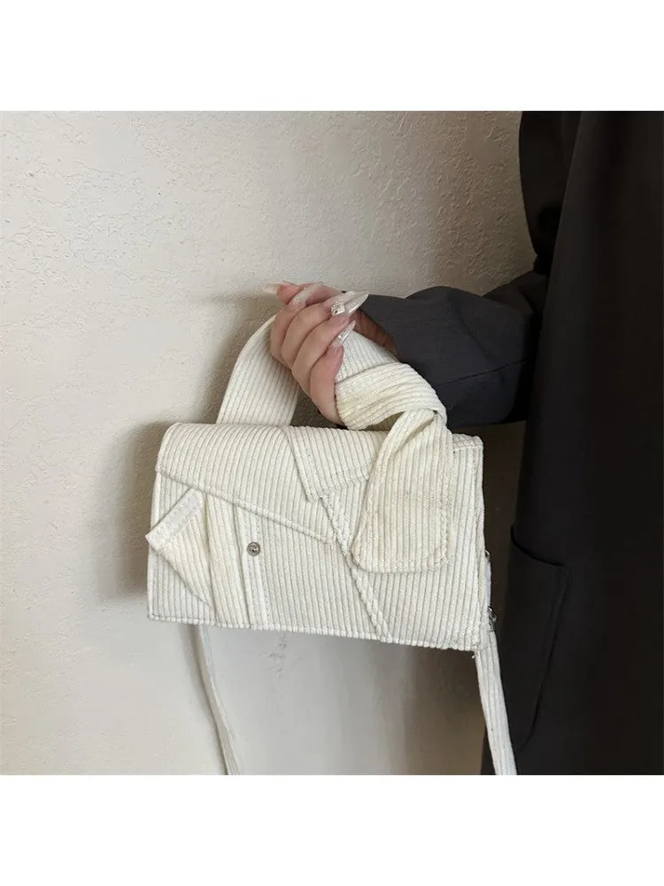 Chic and Versatile Shoulder Bag: Perfect for Every Occasion