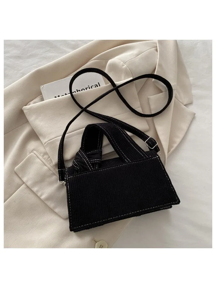 Chic and Versatile Shoulder Bag: Perfect for Every Occasion