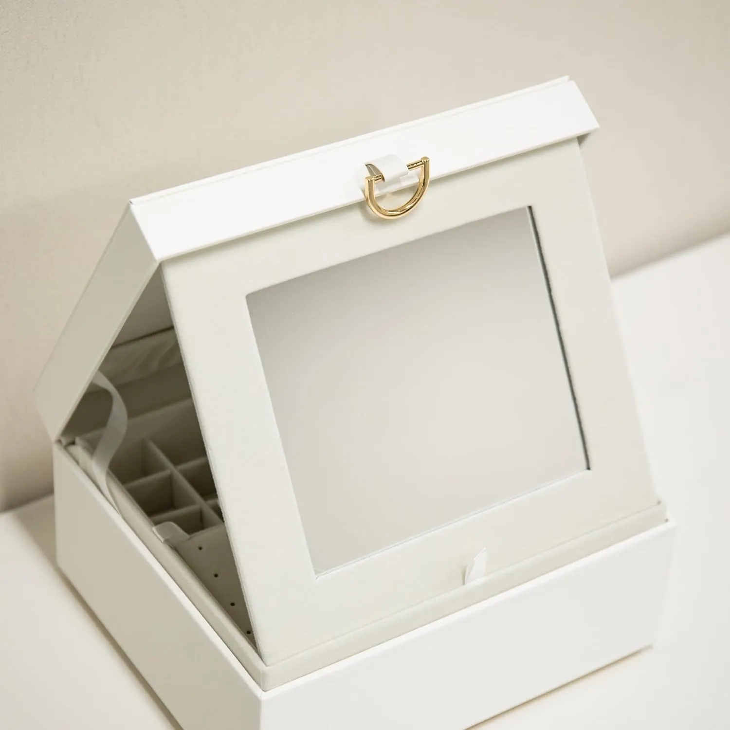 COLLECTIVE HOME - Monogram Jewelry Box with Mirror, Custom Gold Letter Engraving, Elegant Jewelry Organizer with Removable Tray, Gift for Mother’s Day, Girlfriend, Birthday (r)