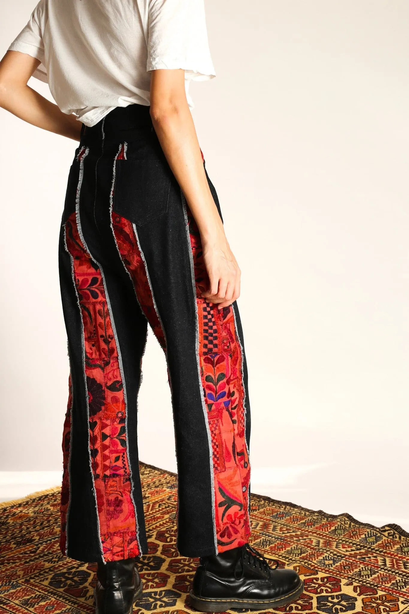 DENIM PANTS EMBROIDERED PATCHWORK VICKY