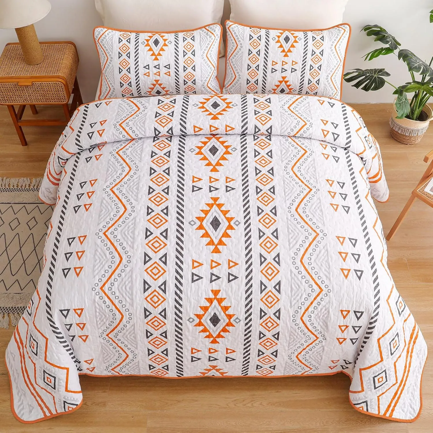 Drucon Boho Aztec Quilt Set Queen Size 3 Pieces Terracotta Ultra Soft Lightweight Fall Quilt Beddding Set, Microfiber Bohemian Bedspread Coverlet Set with 2 Pillowcases for All Season (Queen, 90"x96")