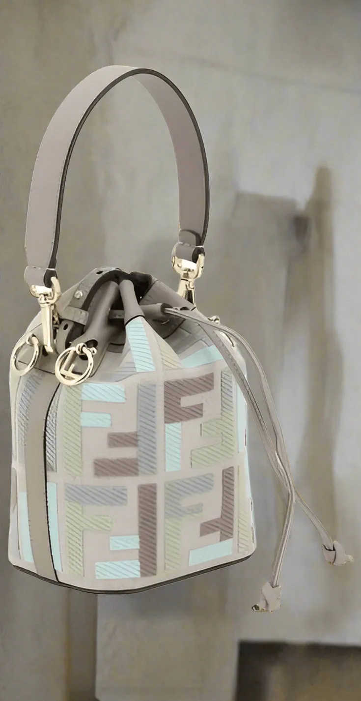 FENDI MON TRESOR BUCKET BAG