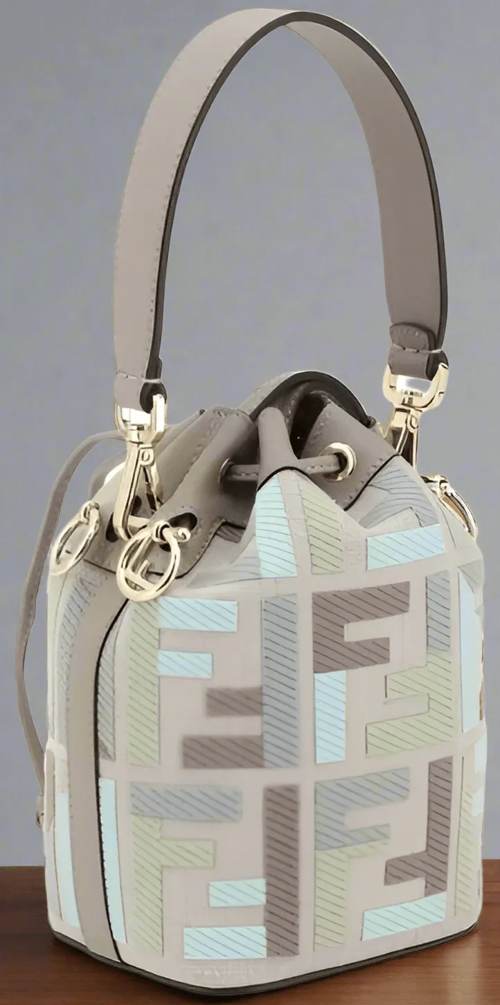 FENDI MON TRESOR BUCKET BAG