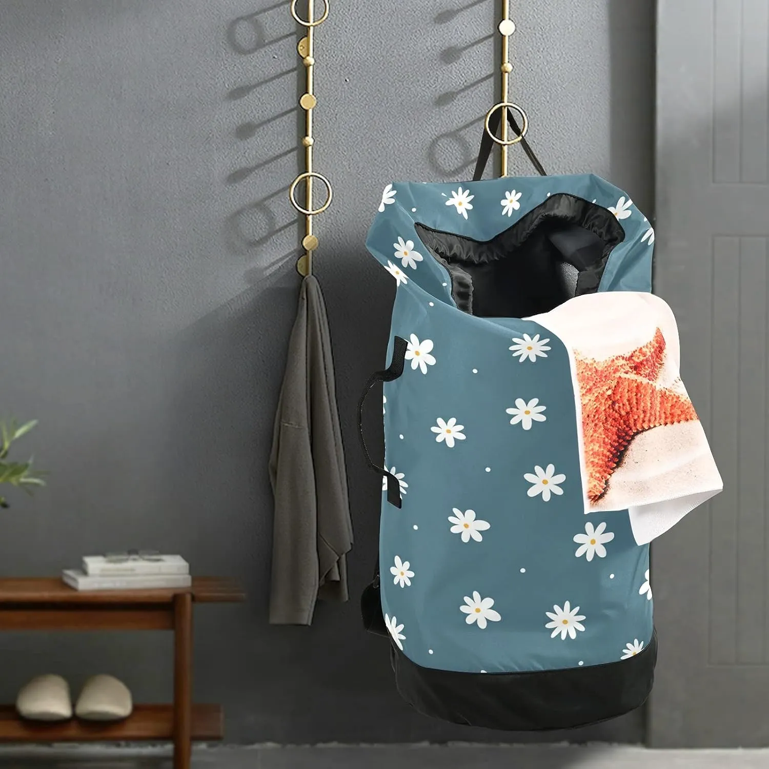 Flower Cute Laundry Bag Backpack with Shoulder Straps Daisy Dirty Clothes Organizer Extra Large Heavy Duty for Camp College Dorm Room Essentials for Girls