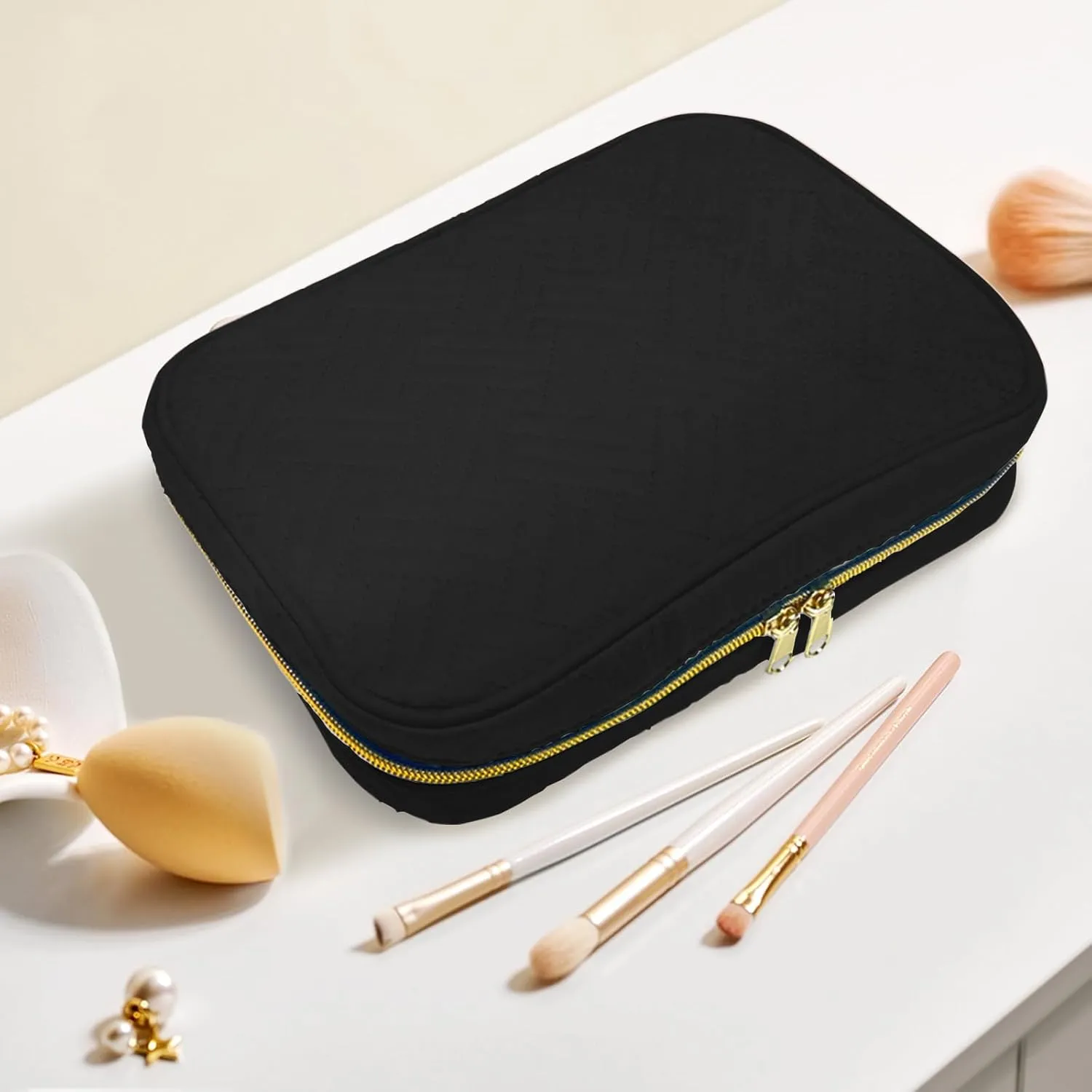 Jewelry Organizer Case Portable Travel Jewelry Storage Bag for Necklaces, Earrings, Rings, Bracelets, Watch，Women Traveling (Black)