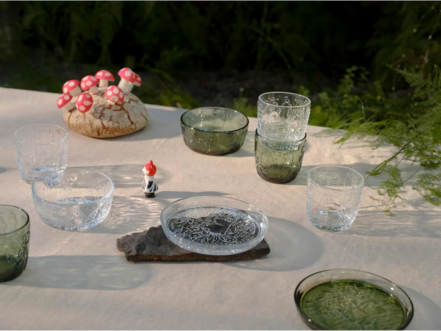 Moomin Glass Bowl 11.8oz Pine Green