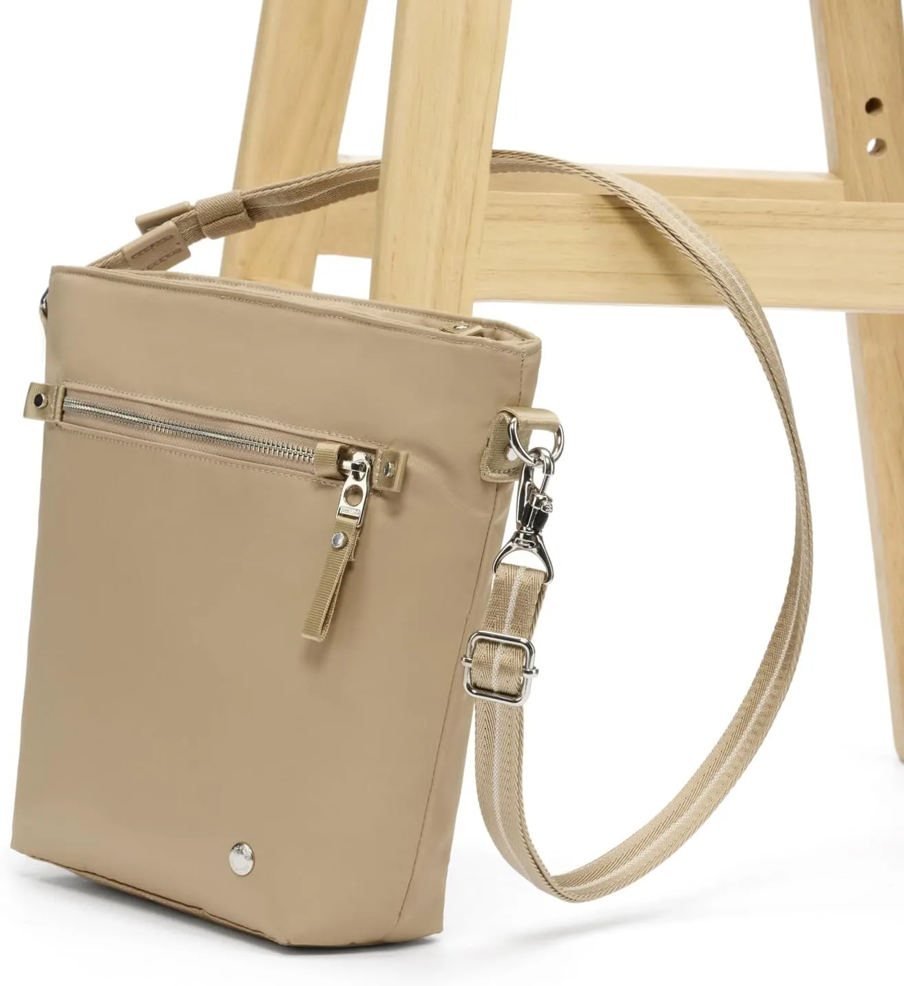 Pacsafe W Anti Theft Crossbody