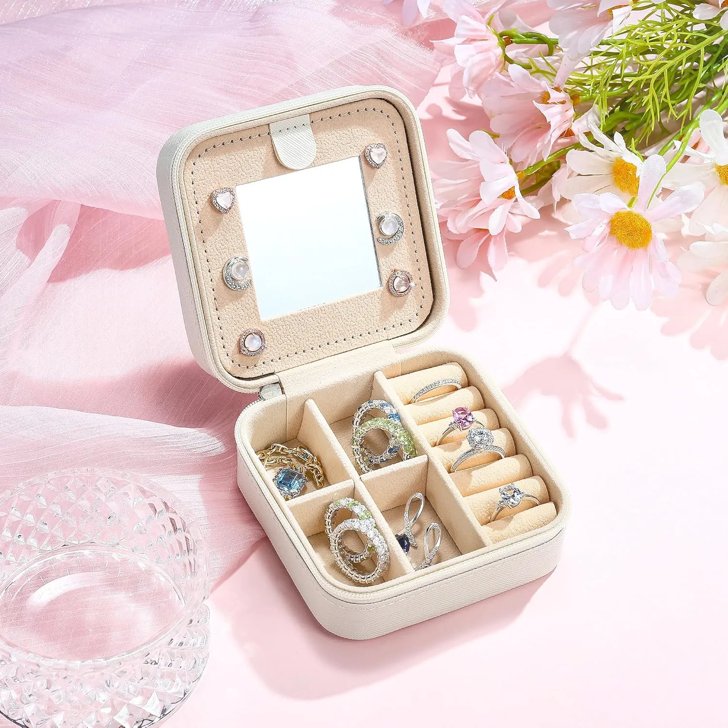Parima Gifts for Girls - Gifts for Teens Kids Daughter Sister, 3 4 5 6 7 8 9 10 11 12 13 14 Year Old Girl Gifts, Birthday Gifts for Women Travel Jewelry Case Small Jewelry Box | Letter A, White