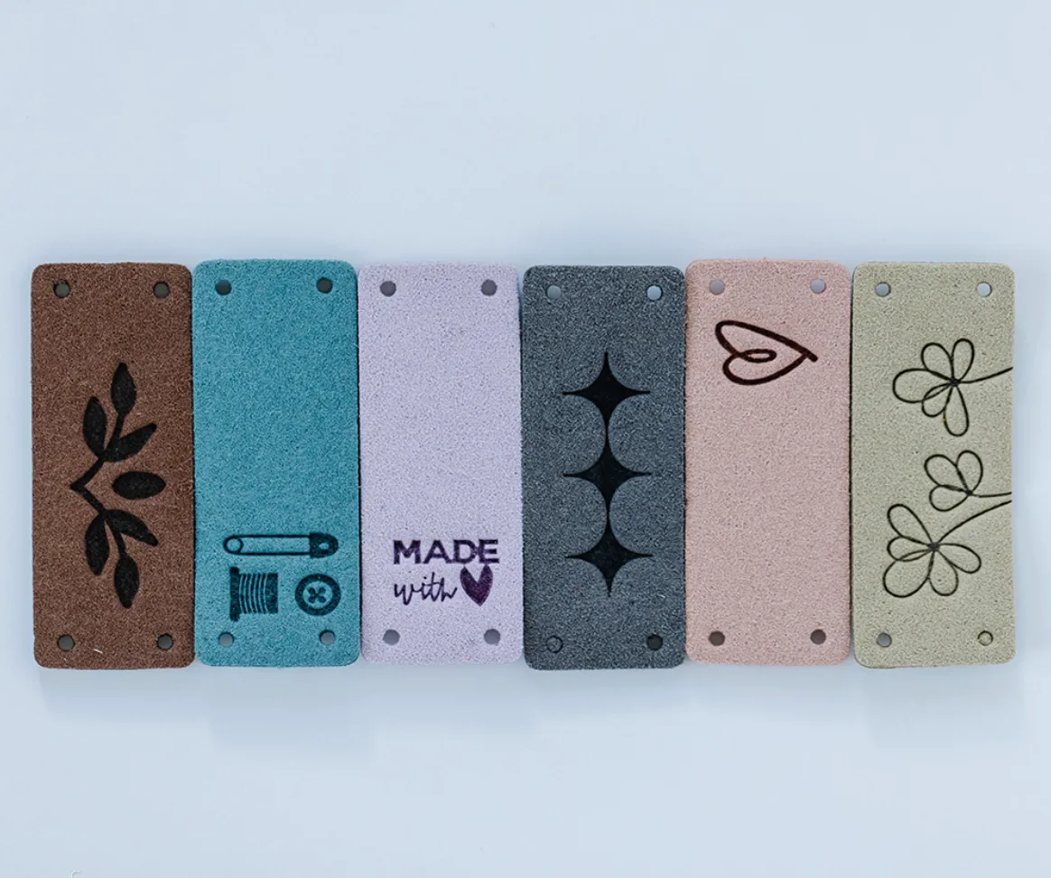 Pretty & Posh Zipper Pouches Embellishment Kit