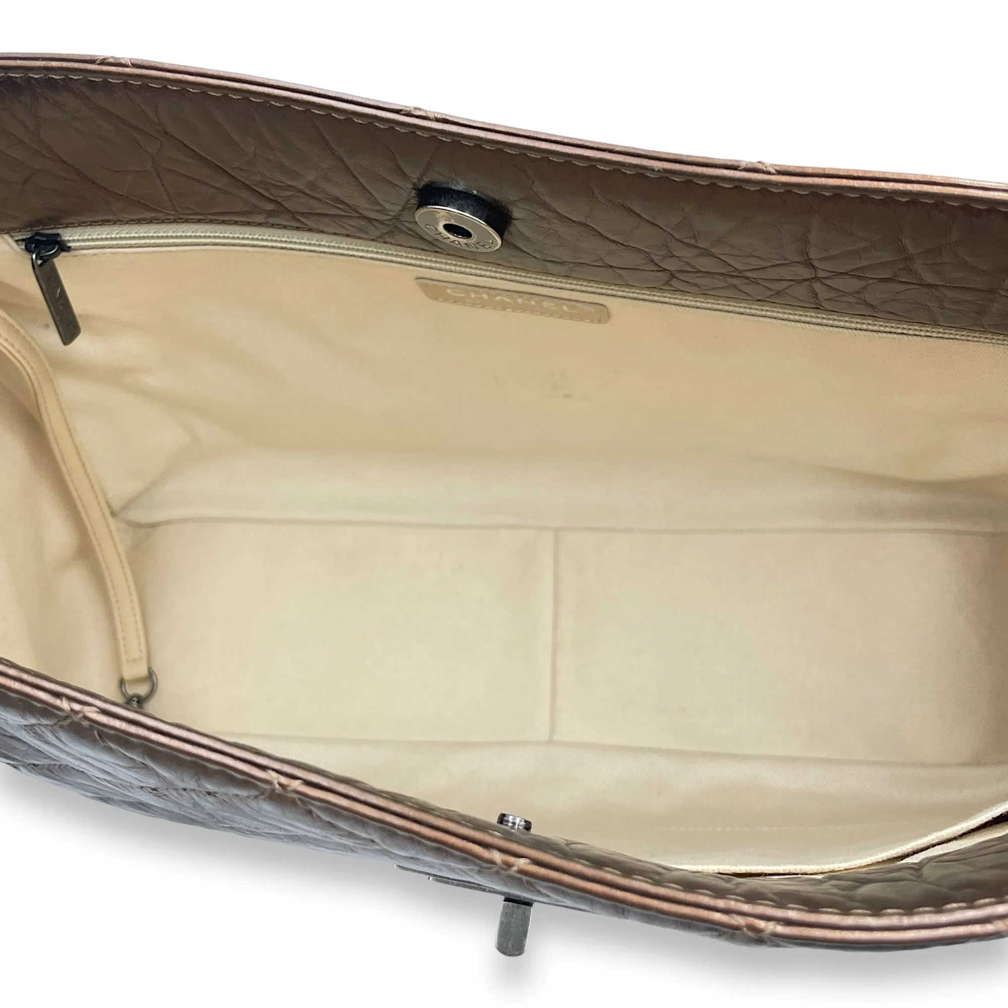 Reissue Shopping Tote 36x25x9cm Brown Shoulder Bag in Distressed Leather, Ruthenium-finish Brass hardware