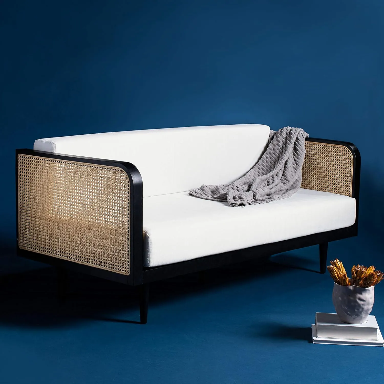 SAFAVIEH Couture Helena French Mid-Century Black and Natural Rattan Daybed, Black/Natural, Full