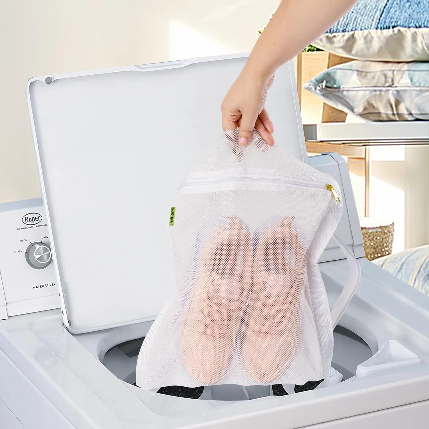 Sneaker Wash & Dry Net Bag for Dryer, 15.7x13.8 Inch Large HoneyComber Mesh Bags with Zipper and Strap for Shoes, Clothing, Laundry Reused Bag Tool (2 Pcs White)