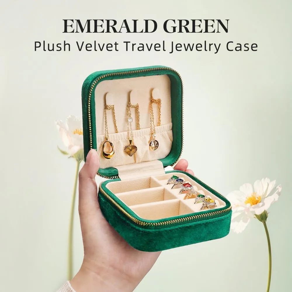 TAIMY Jewelry Box, Small Travel Jewelry Box, Portable Mini Jewelry Travel Organizer Boxes for Rings Earrings Necklaces Bracelets(Emerald Green,No Mirror)