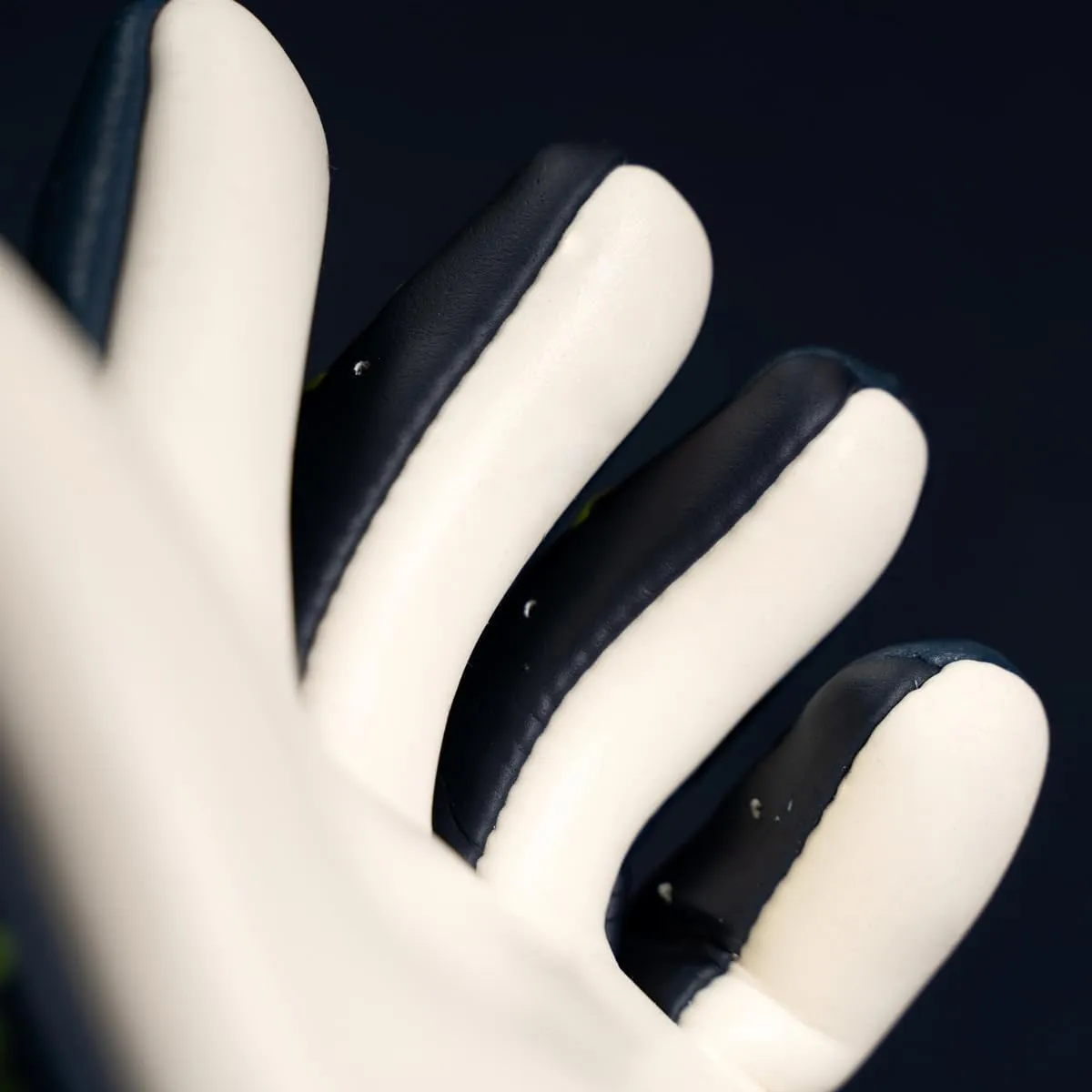 Uhlsport Prediction Supersoft HN Goalkeeper Gloves Size