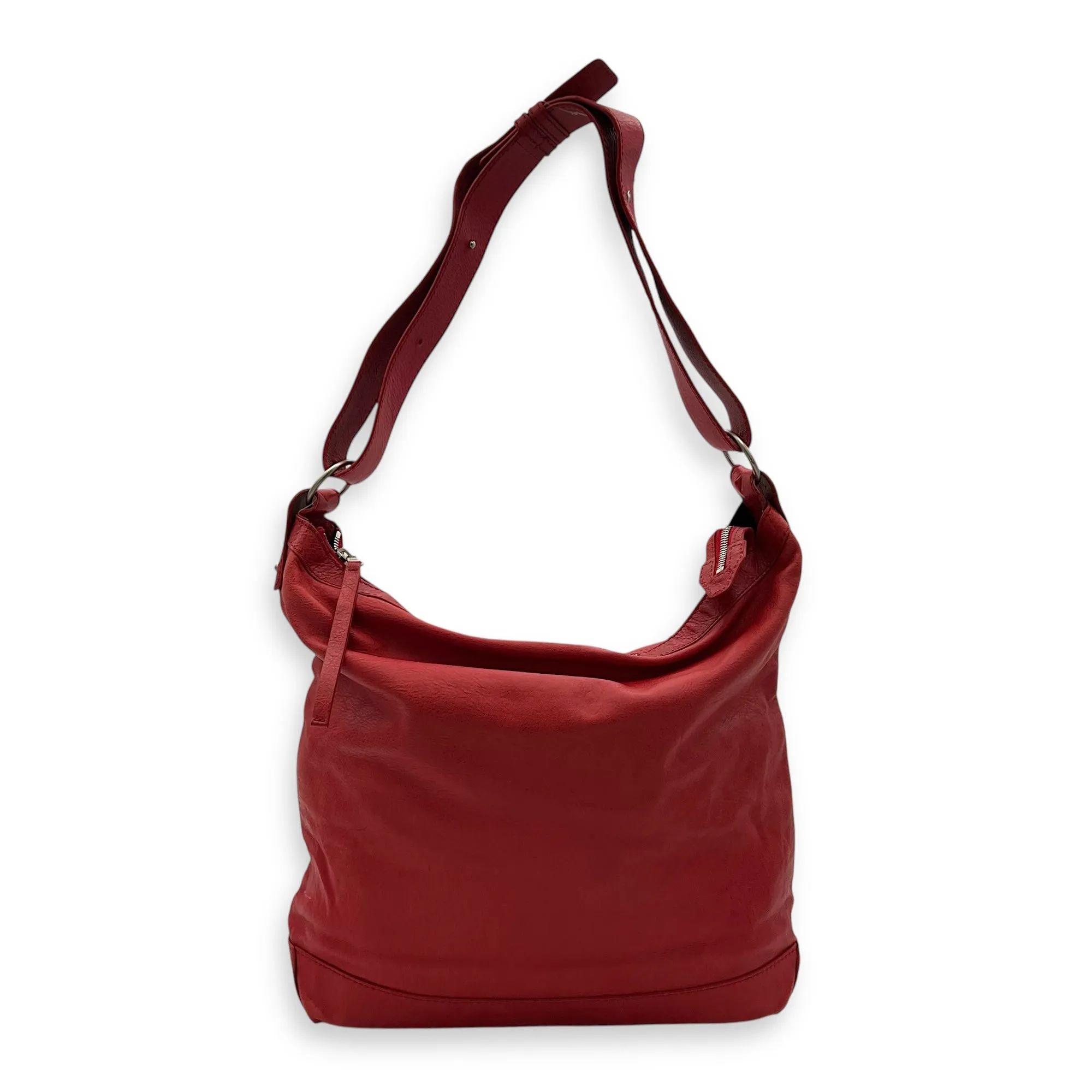 Vara Shoulder Bag Red in Distressed Leather, Silver hardware