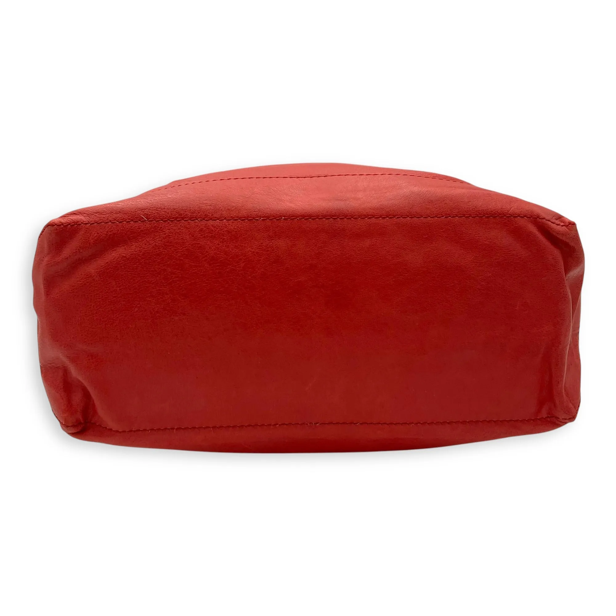 Vara Shoulder Bag Red in Distressed Leather, Silver hardware