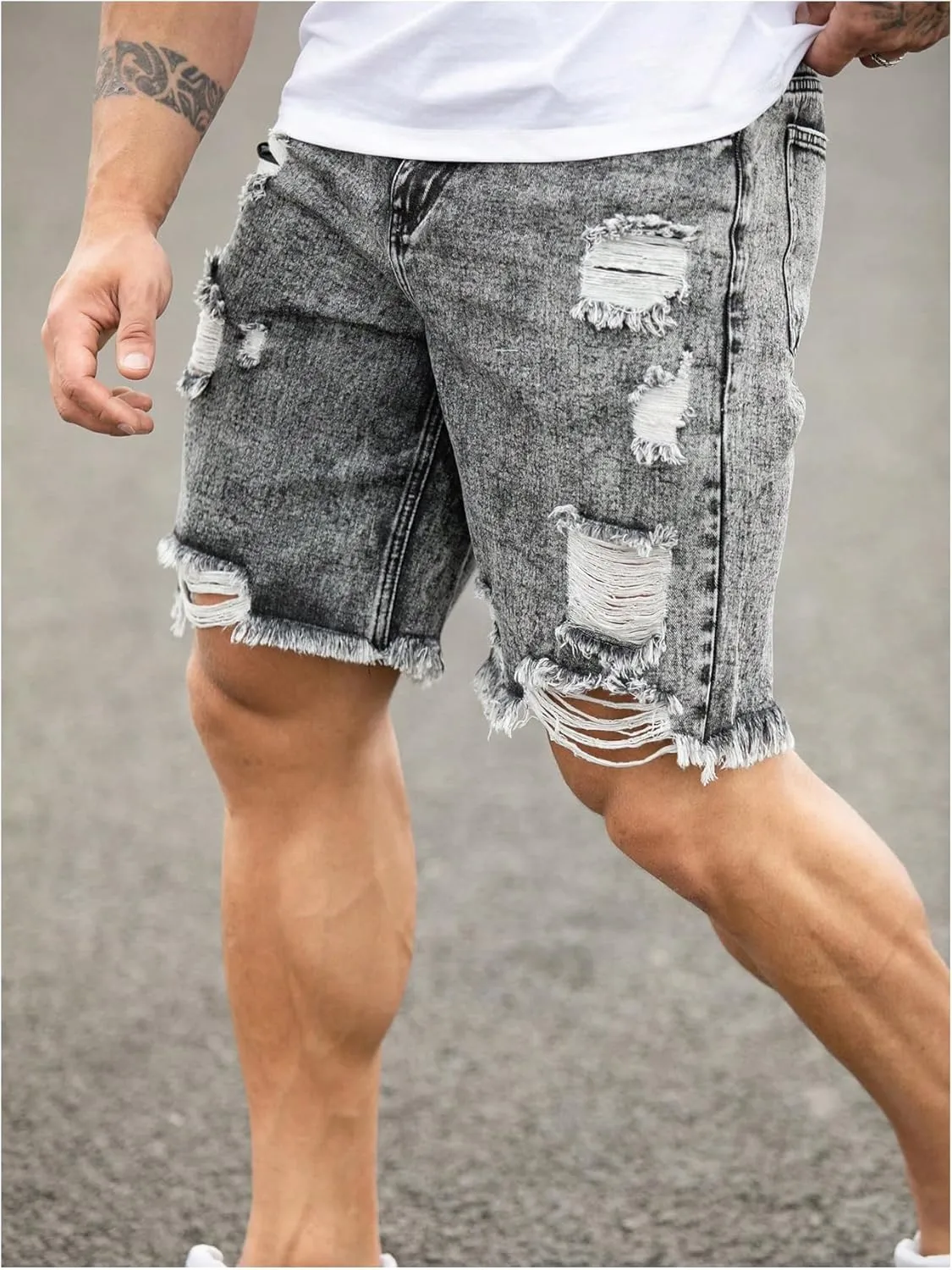 Verdusa Men's Ripped Distressed Raw Hem Straight Leg Denim Shorts