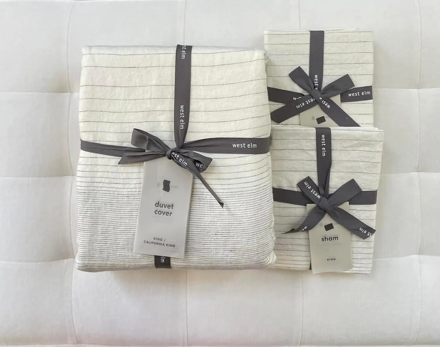 West Elm Belgian Flax Linen Graduated Stripe Duvet Cover King & Two King Shams~White w/Asphalt~
