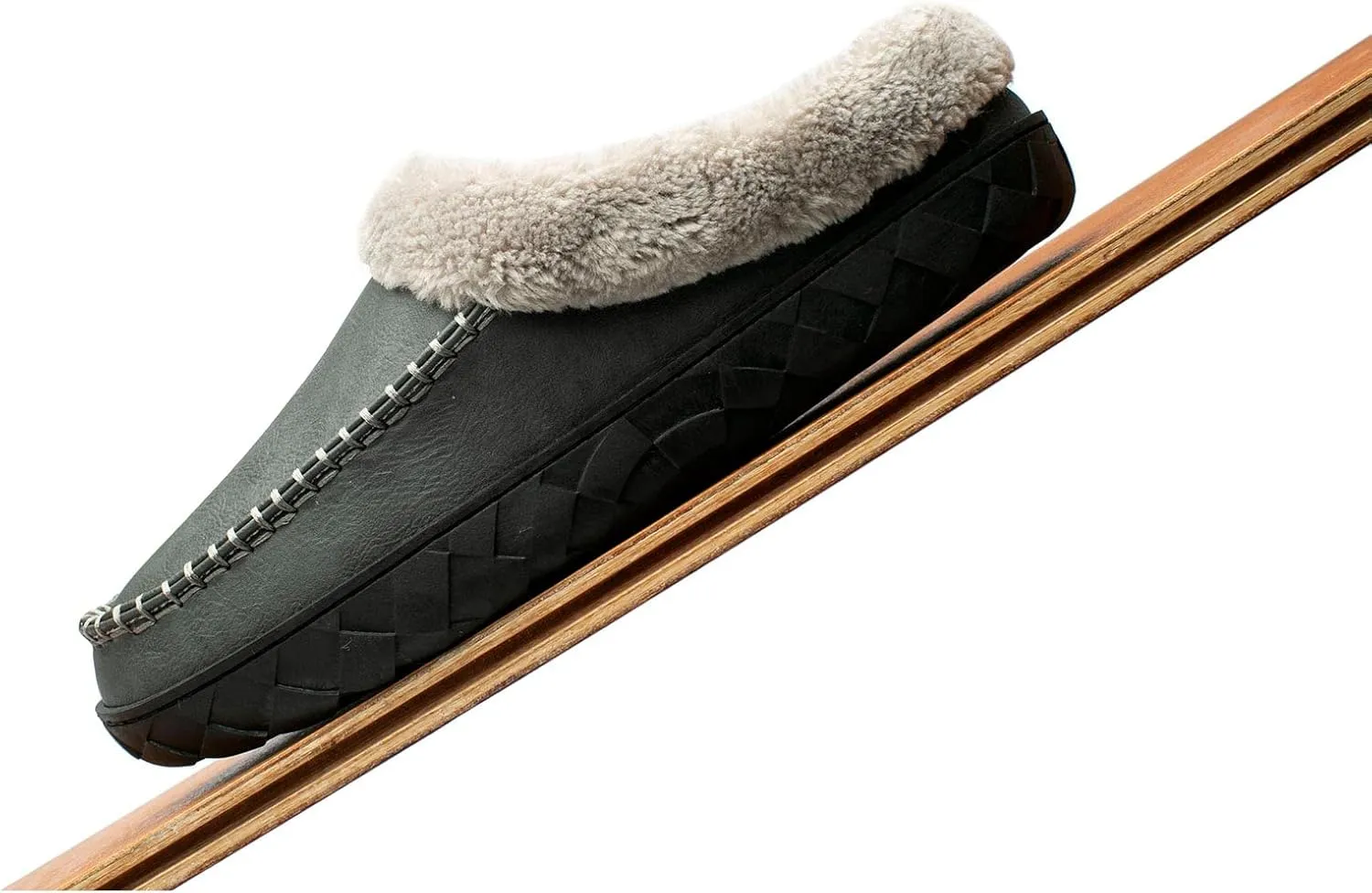 WOTTE Men's Moccasin Slippers Microsuede Fleece Fuzzy Lined Memory Foam House Shoes for Indoor Outdoor