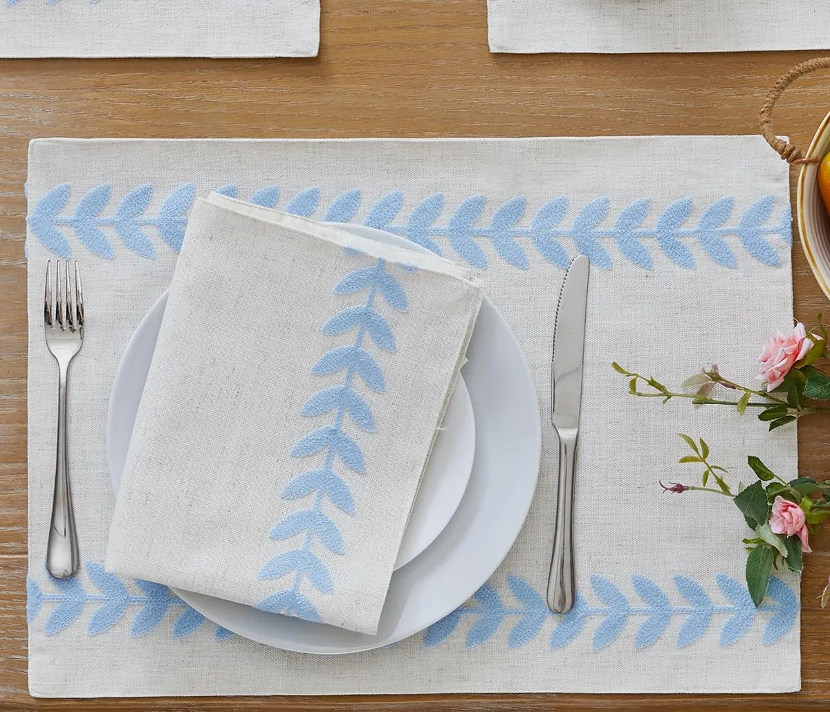 Wracra Embroidered Placemats, 13 x 18 Inch Set of 6 Placemats, Irregular Willow Rustic Place Mats for Kitchen Table and Heat Resistant, Blue 6PCS