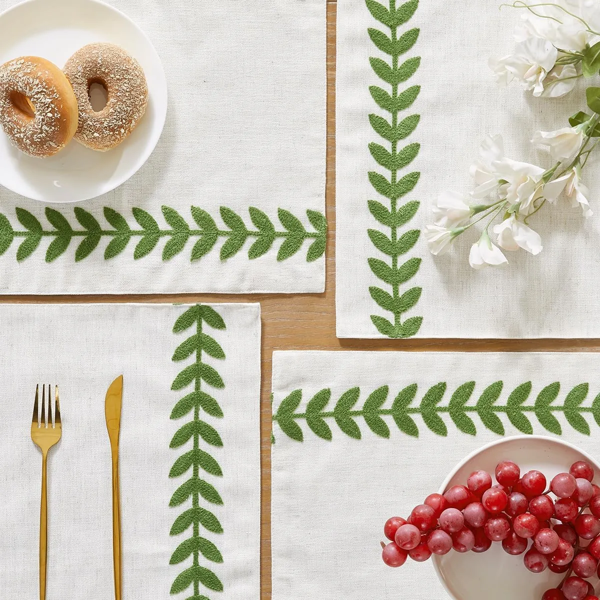 Wracra Embroidered Placemats, 13 x 18 Inch Set of 6 Placemats, Irregular Willow Rustic Place Mats for Kitchen Table and Heat Resistant, Green 6PCS
