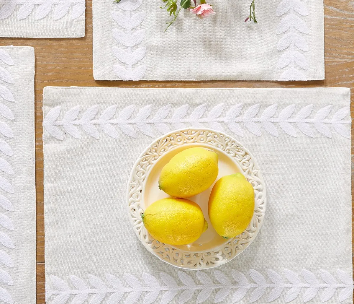 Wracra Embroidered Placemats, 13 x 18 Inch Set of 6 Placemats, Irregular Willow Rustic Place Mats for Kitchen Table and Heat Resistant, White 6PCS